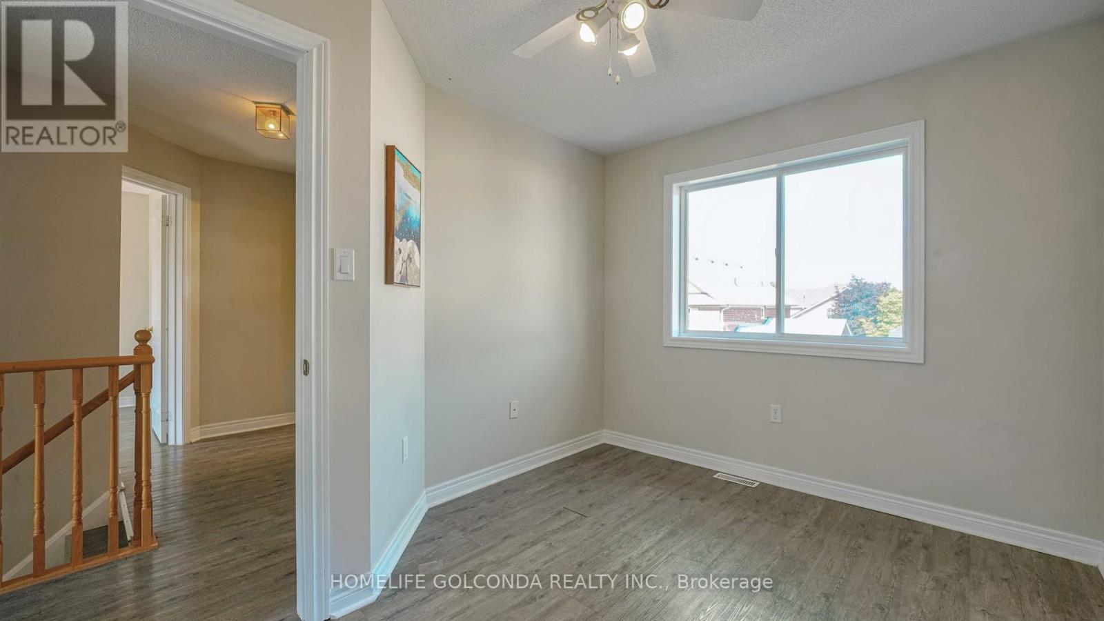 Photo 20 of 21 Bentley Crescent, Barrie ON