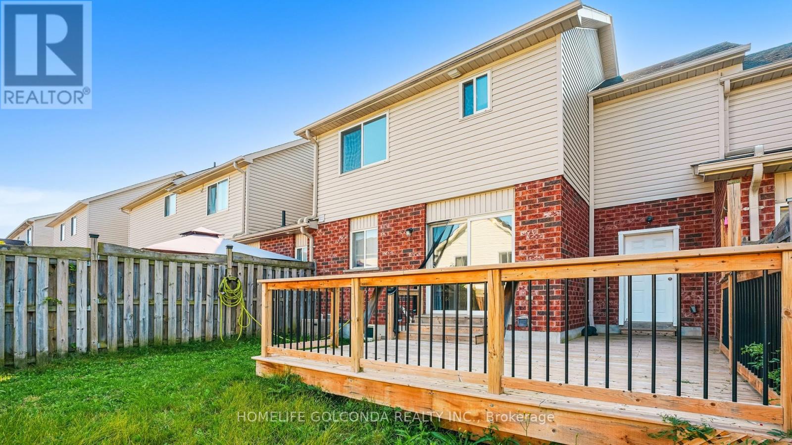 Photo 32 of 21 Bentley Crescent, Barrie ON
