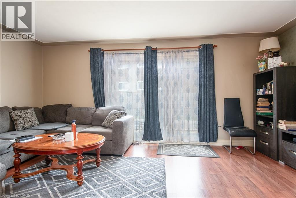 Photo 43 of 39 Secord Avenue, Kitchener ON