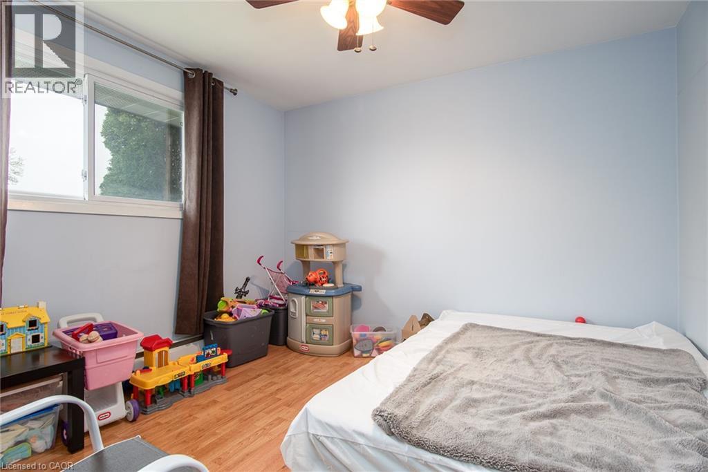 Photo 35 of 39 Secord Avenue, Kitchener ON