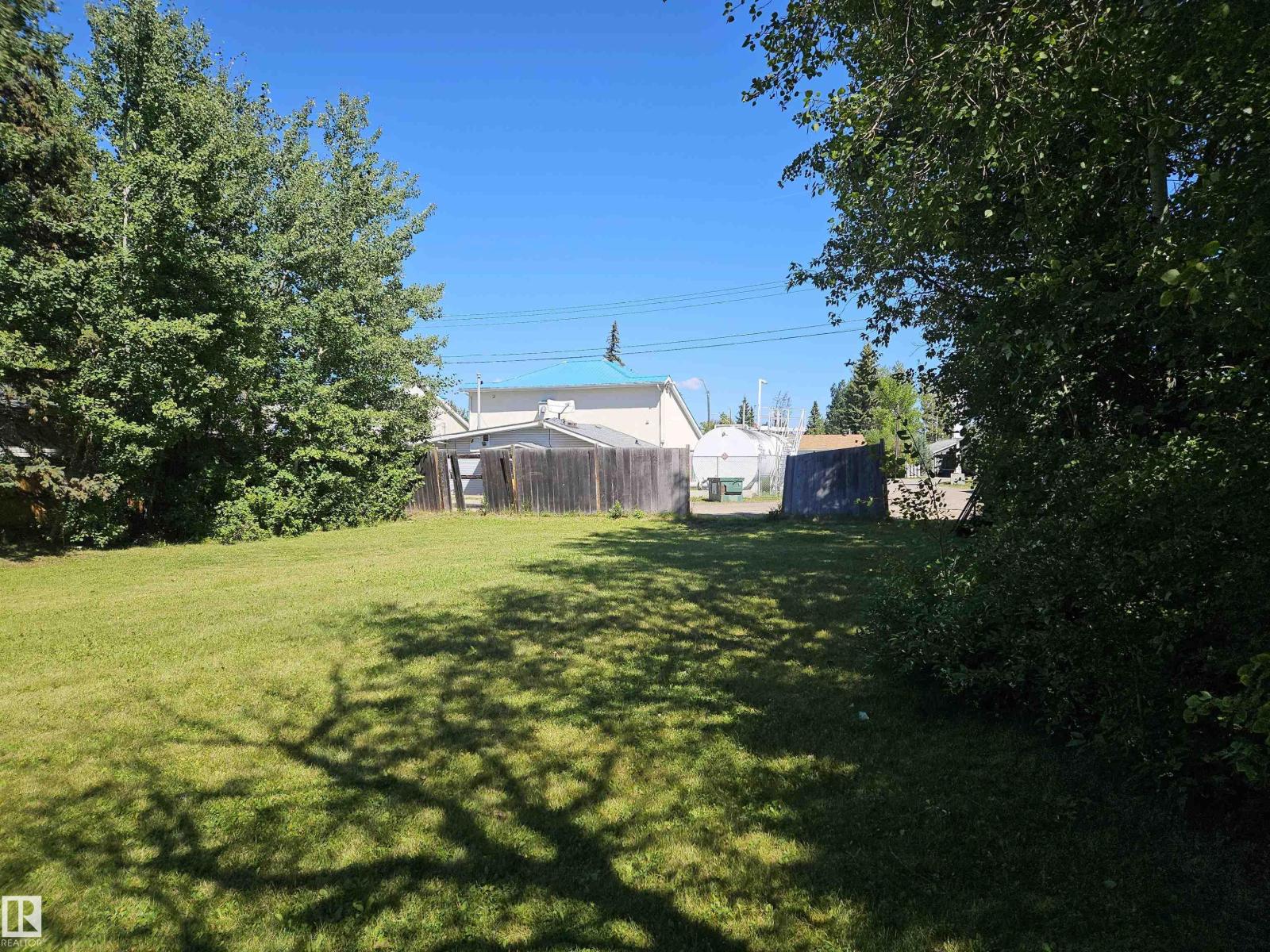 Photo 1 of 4719 48 St, Rural Lac Ste Anne County AB
