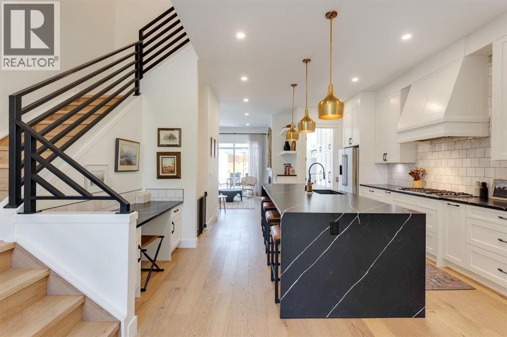 Single Family House for Sale in   Street NW Parkdale Calgary 