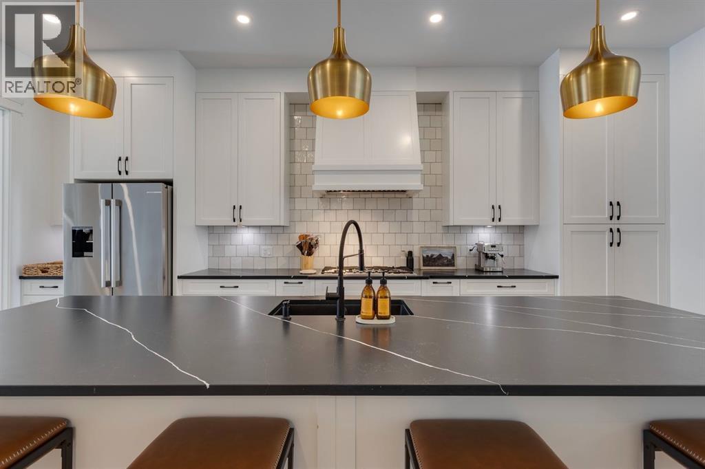 Single Family House for Sale in   Street NW Parkdale Calgary 