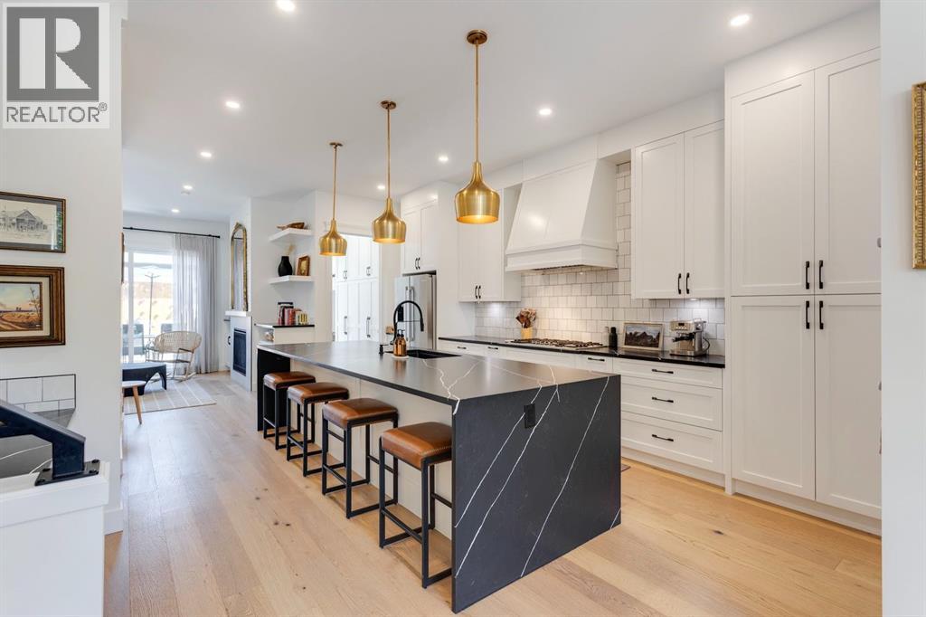Single Family House for Sale in   Street NW Parkdale Calgary 