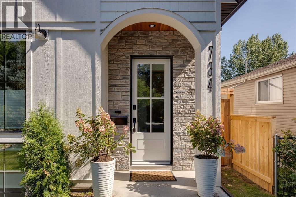 Single Family House for Sale in   Street NW Parkdale Calgary 