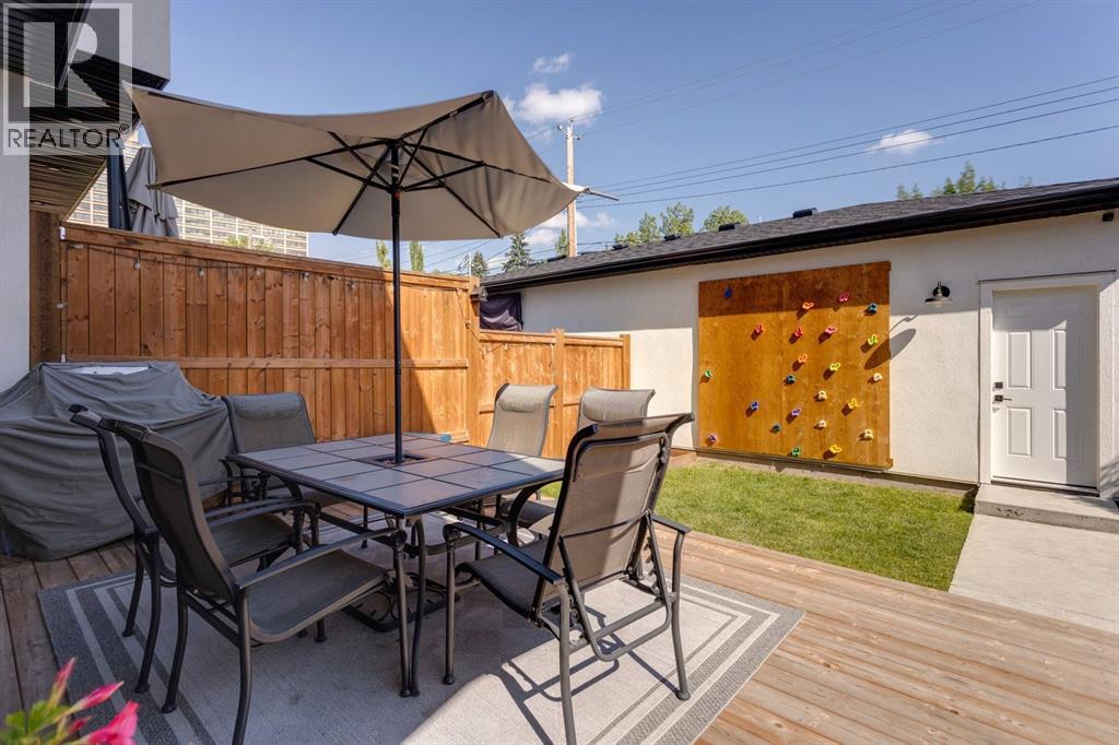 Single Family House for Sale in   Street NW Parkdale Calgary 
