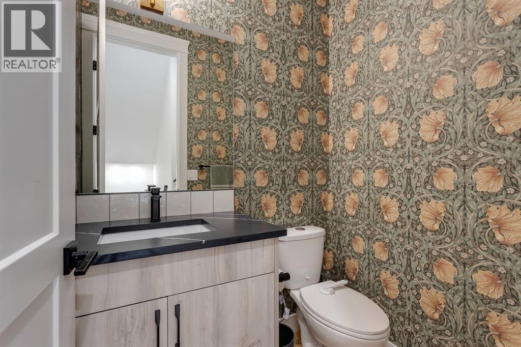 Single Family House for Sale in   Street NW Parkdale Calgary 