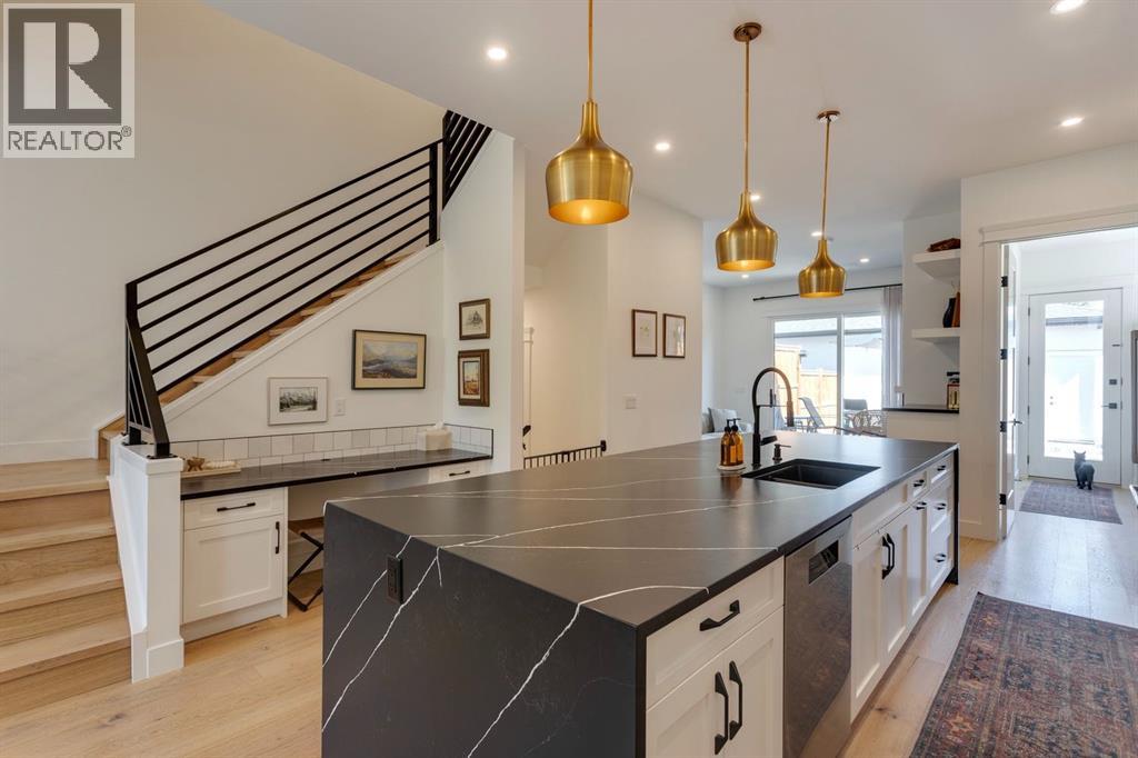 Single Family House for Sale in   Street NW Parkdale Calgary 