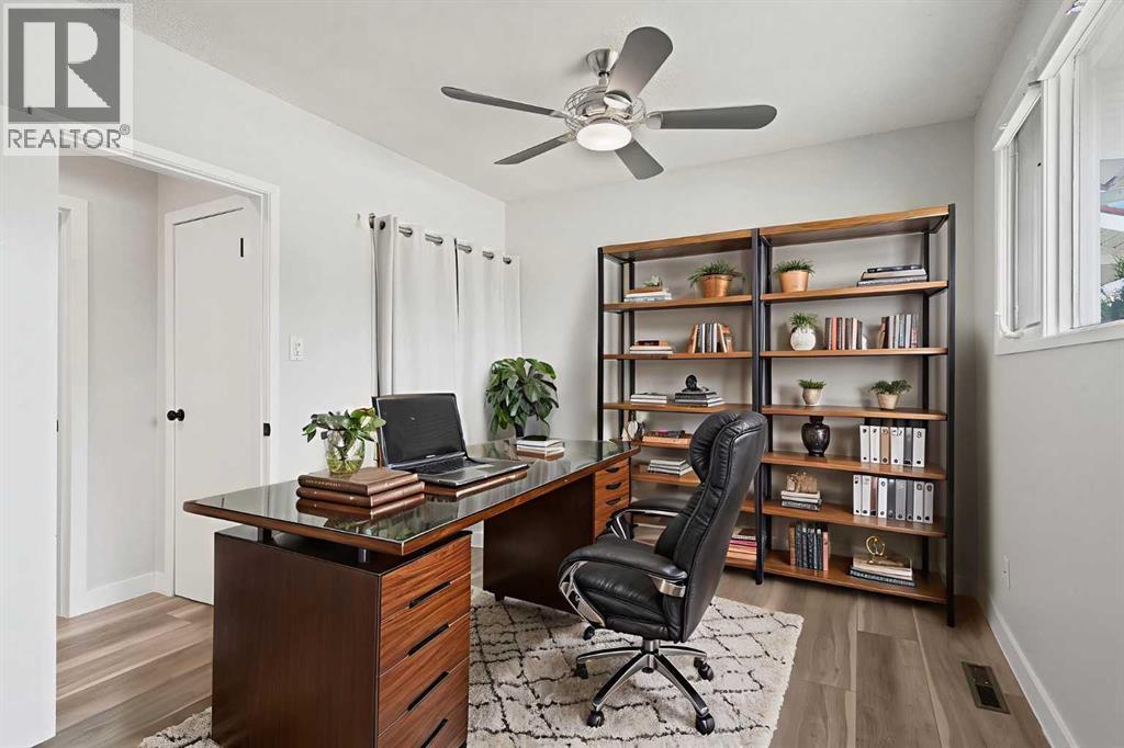 Photo 17 of 9940 Wilde Road Se, Calgary AB