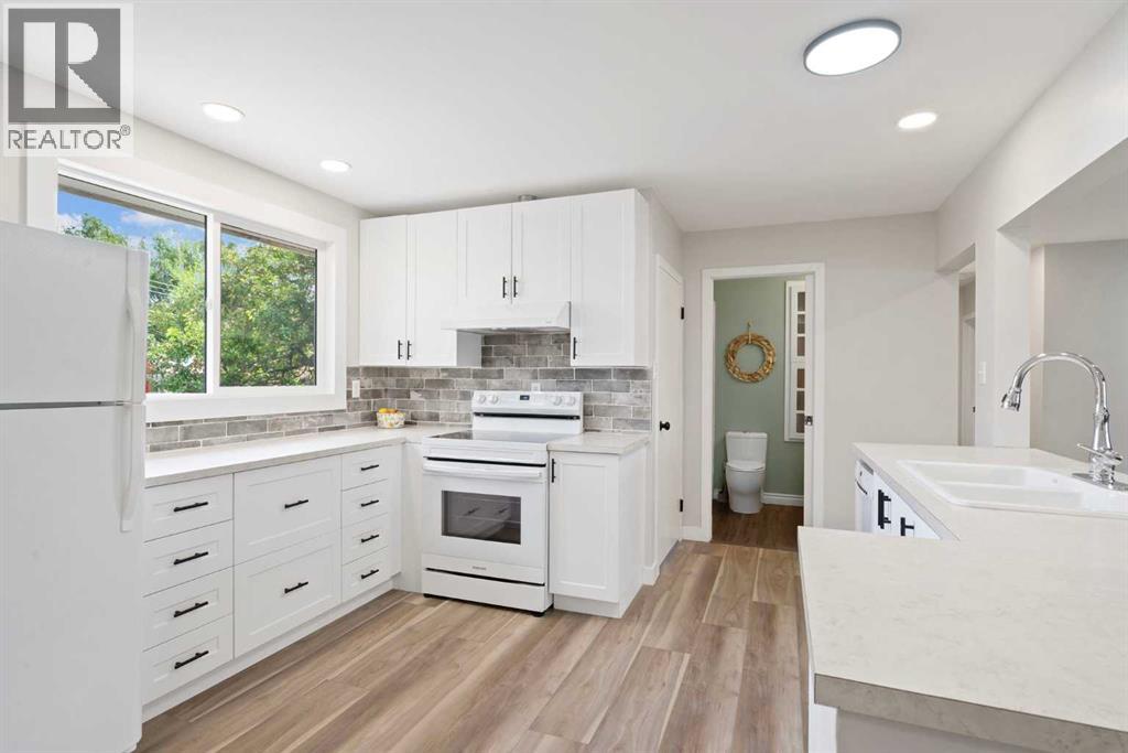 Photo 11 of 9940 Wilde Road Se, Calgary AB