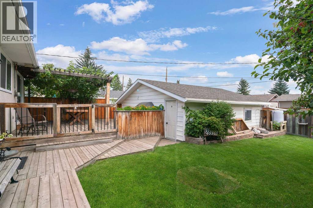 Photo 40 of 9940 Wilde Road Se, Calgary AB