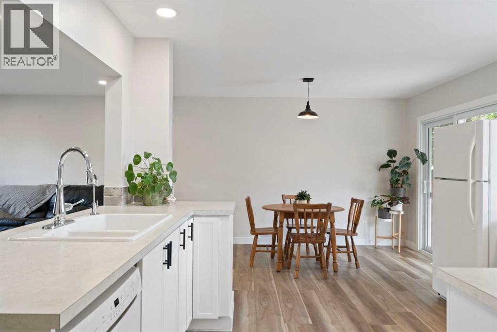 Photo 12 of 9940 Wilde Road Se, Calgary AB
