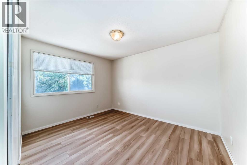 Photo 17 of 99 219 90 Avenue Se, Calgary AB