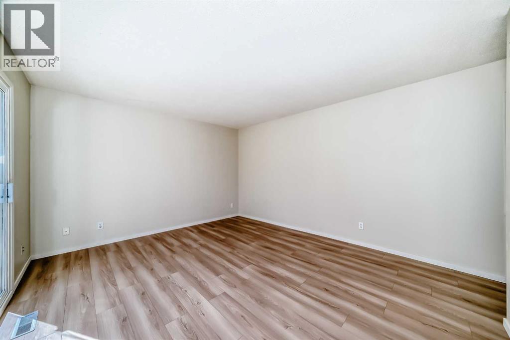 Photo 10 of 99 219 90 Avenue Se, Calgary AB