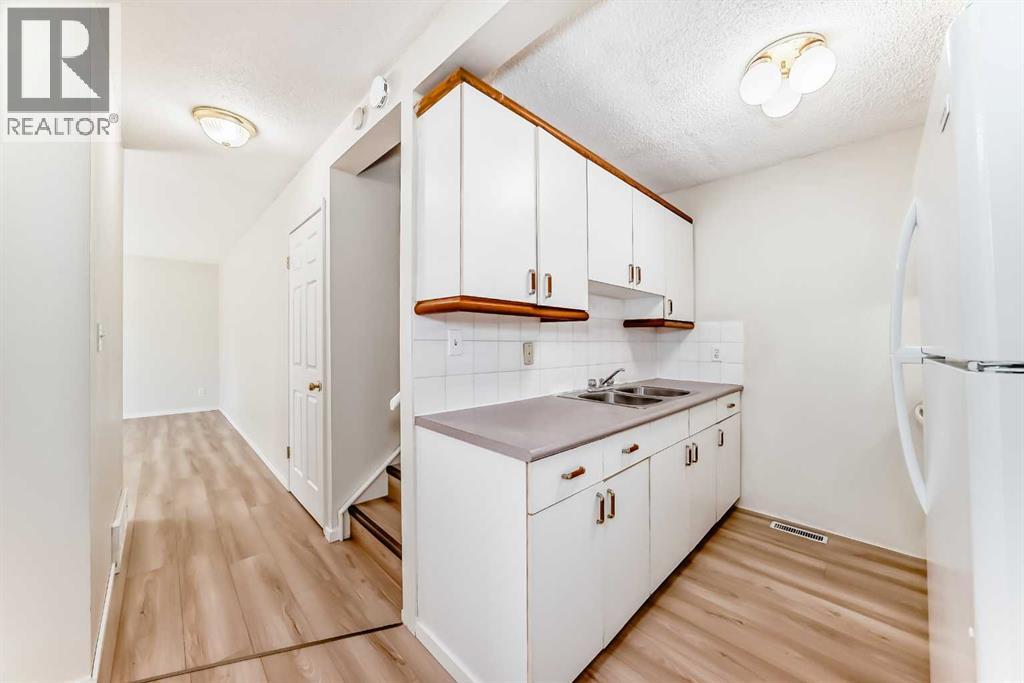 Photo 12 of 99 219 90 Avenue Se, Calgary AB