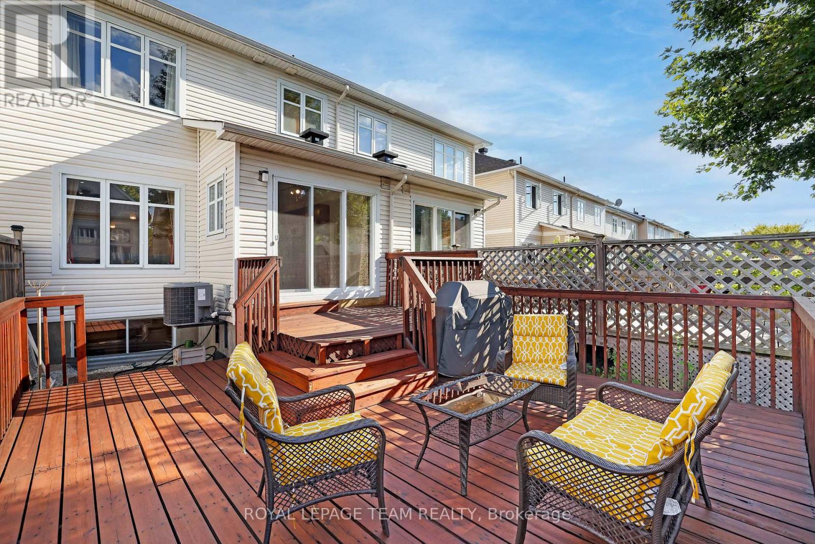 Photo 41 of 144 Deercroft Avenue, Ottawa ON