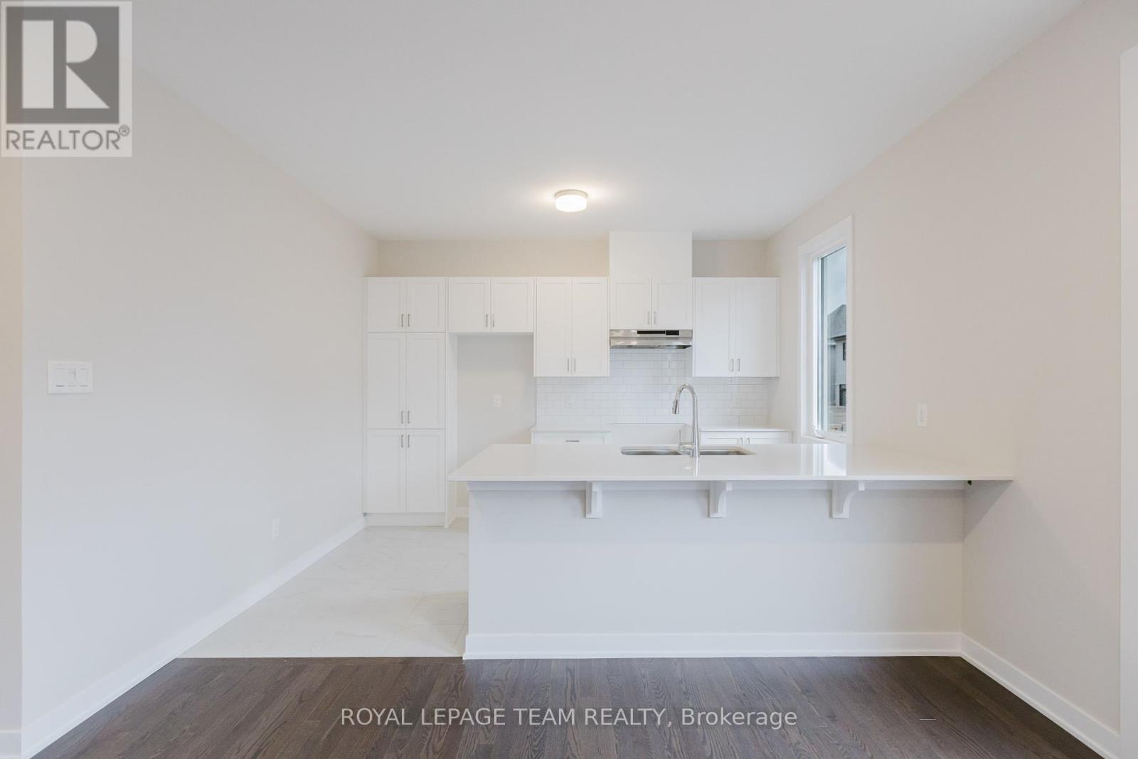 Photo 10 of 610 Expansion Road, Ottawa ON