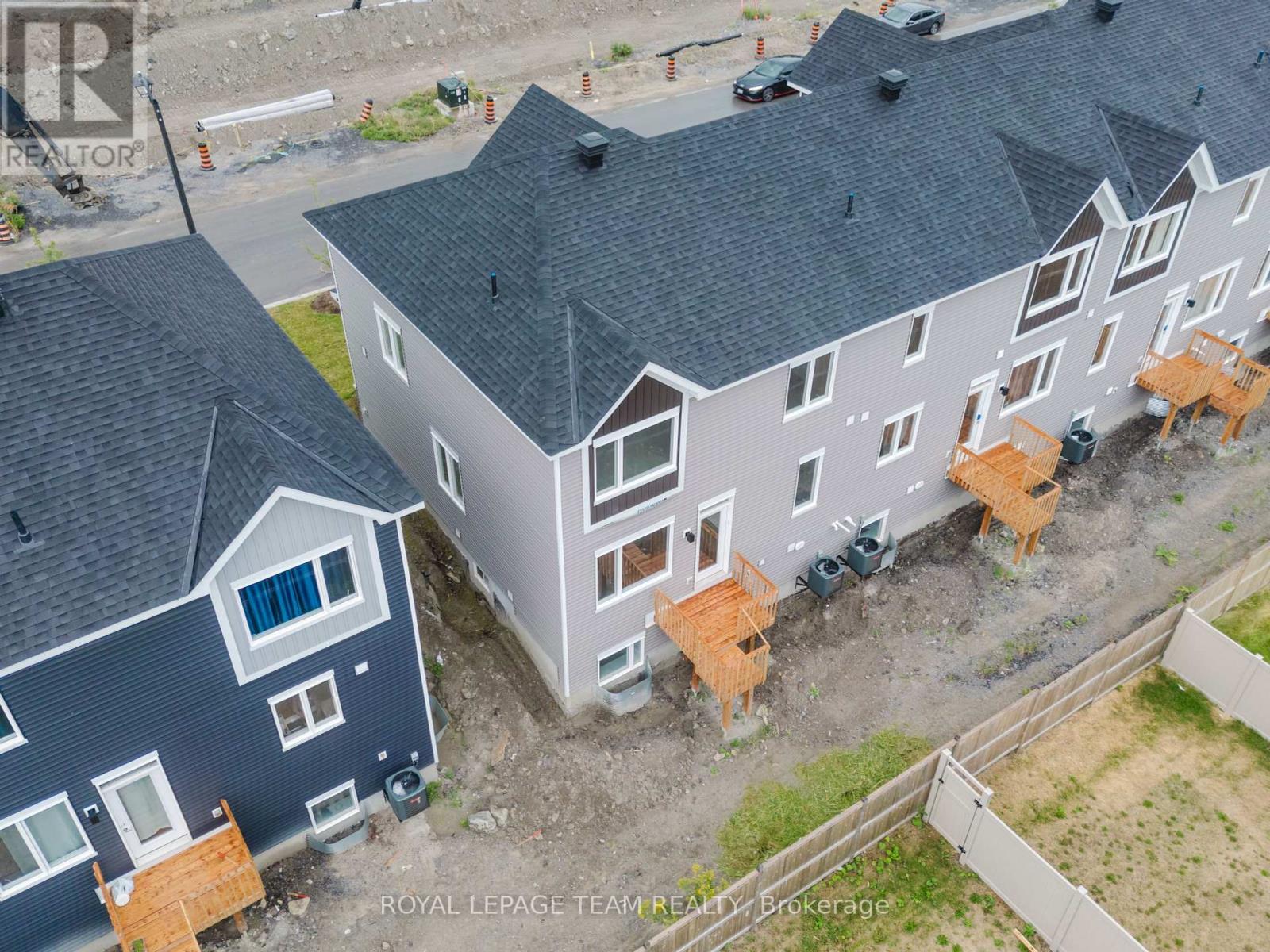 Photo 26 of 610 Expansion Road, Ottawa ON