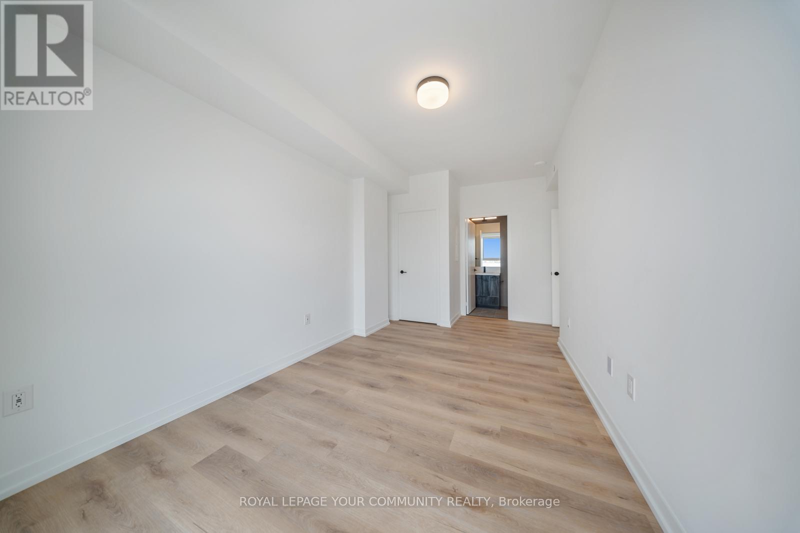 Photo 16 of 602 5 York Garden Way, Toronto ON