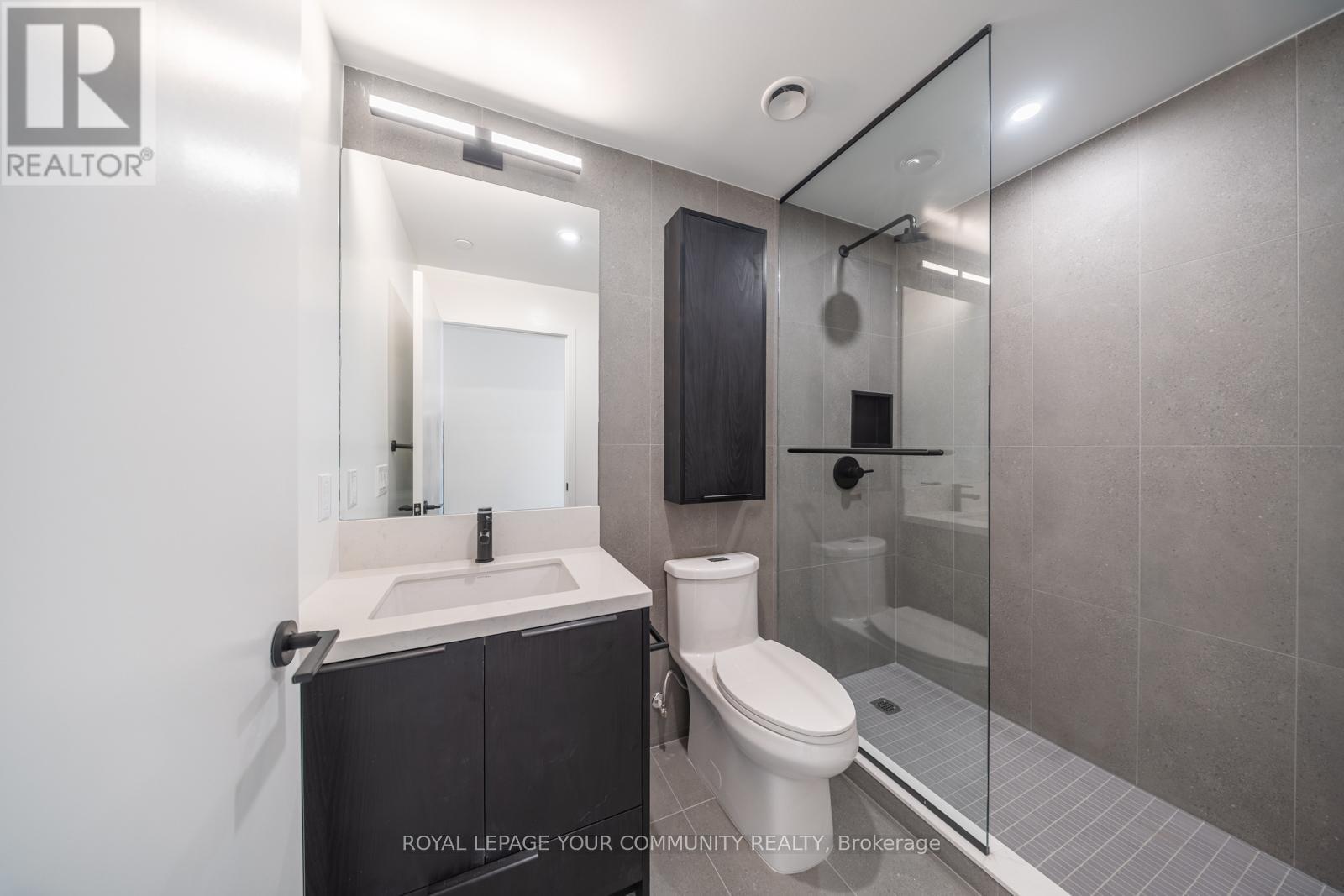 Photo 19 of 711 5 York Garden Way, Toronto ON
