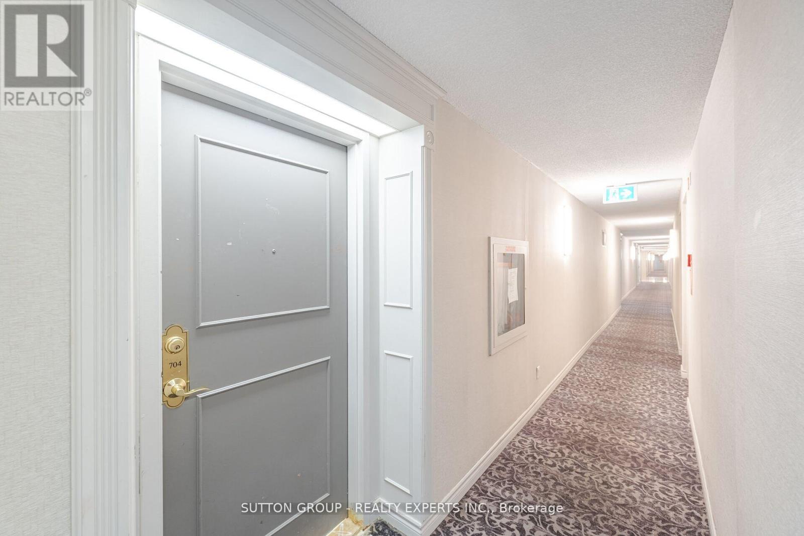 Photo 11 of 615 115 Hillcrest Avenue, Mississauga ON