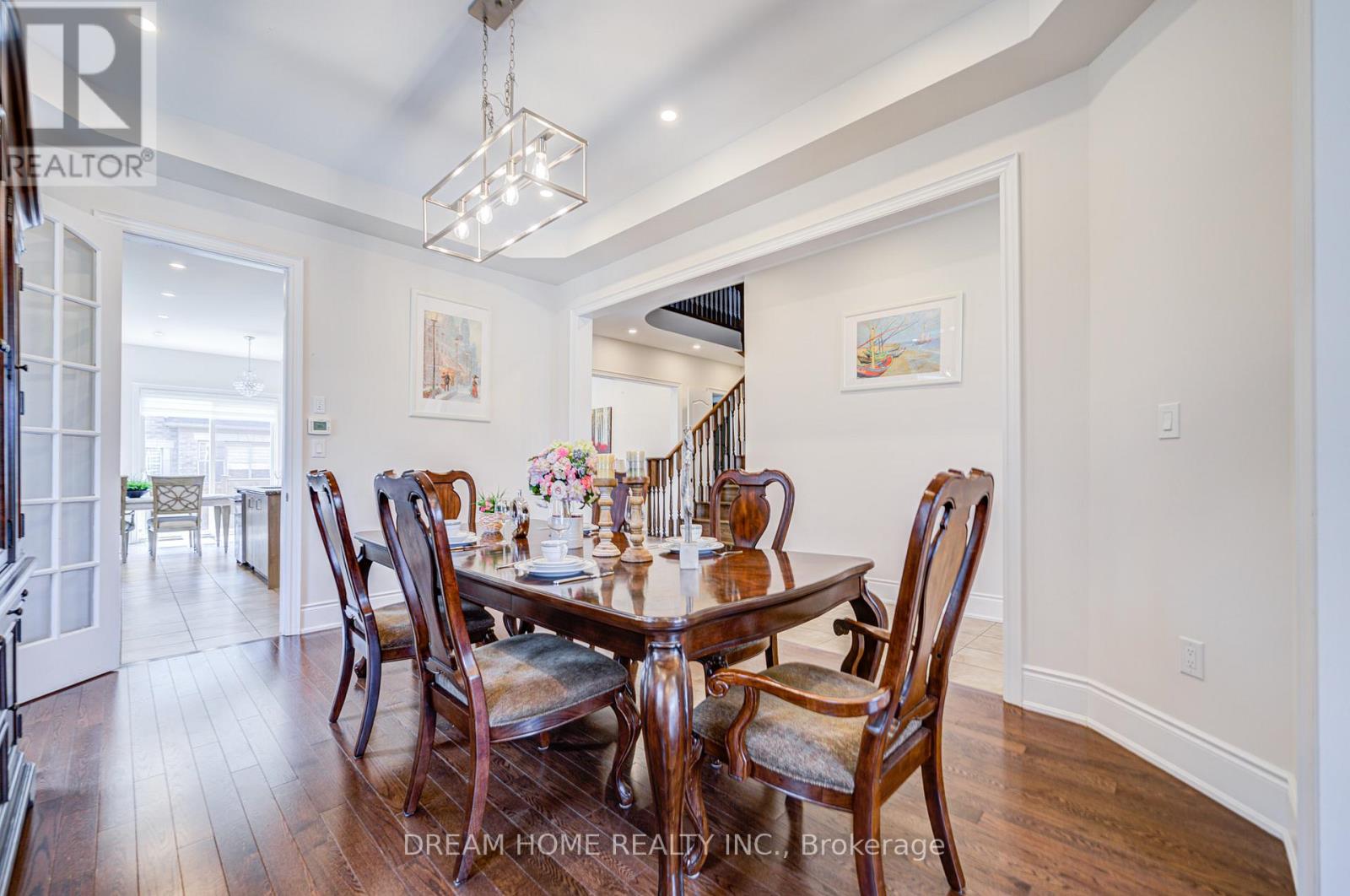 Photo 5 of 3178 Buttonbush Trail, Oakville ON