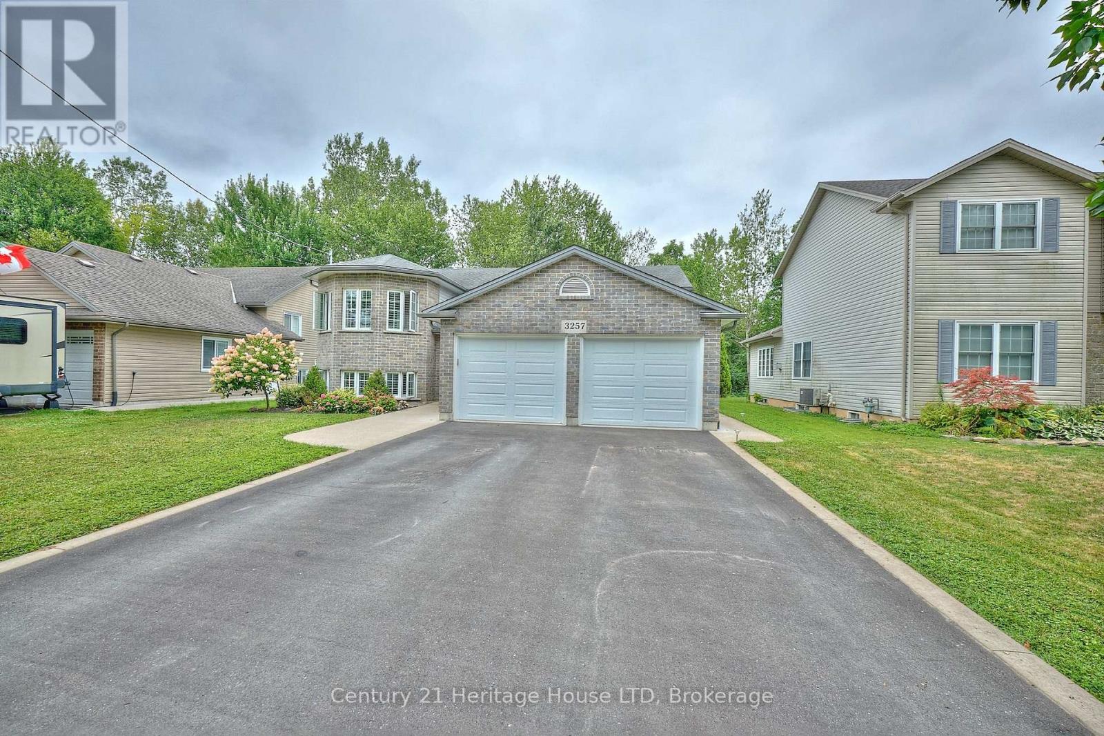 Photo 35 of 3257 Grove Avenue, Fort Erie ON