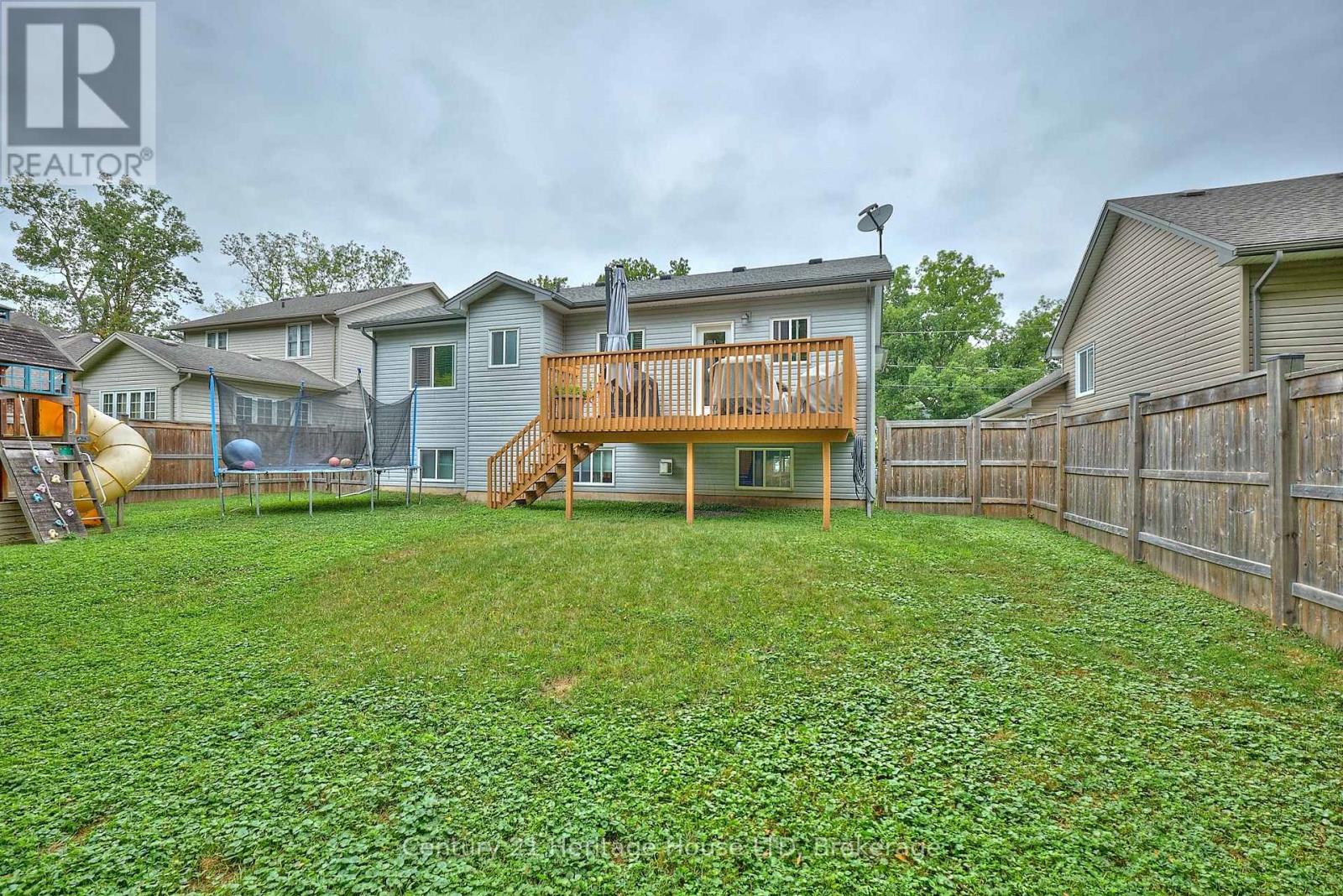 Photo 5 of 3257 Grove Avenue, Fort Erie ON