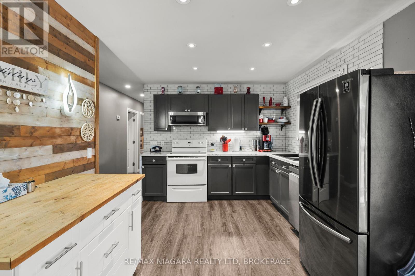 Photo 14 of 236 Cutress Avenue, Welland ON