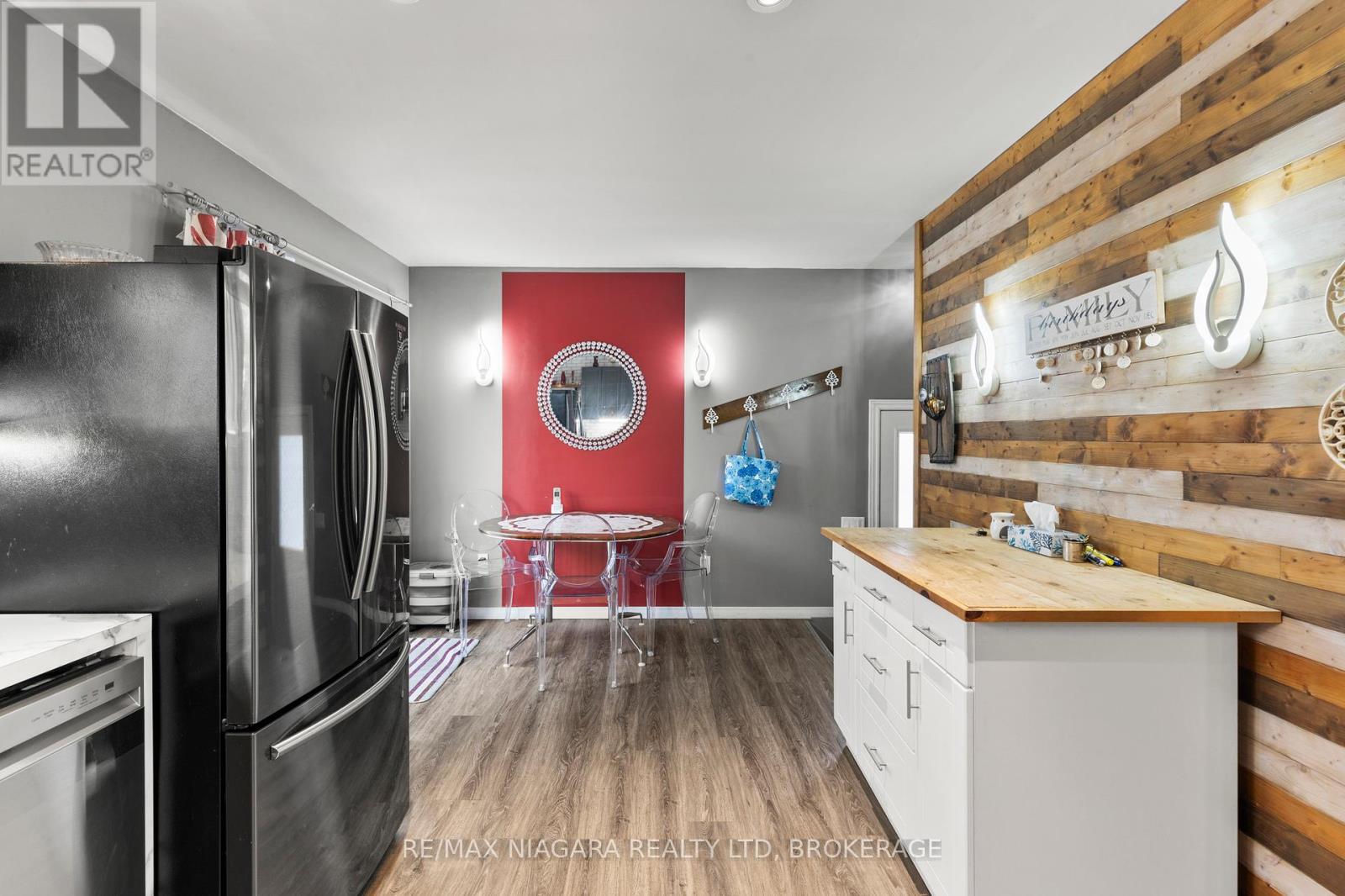 Photo 15 of 236 Cutress Avenue, Welland ON