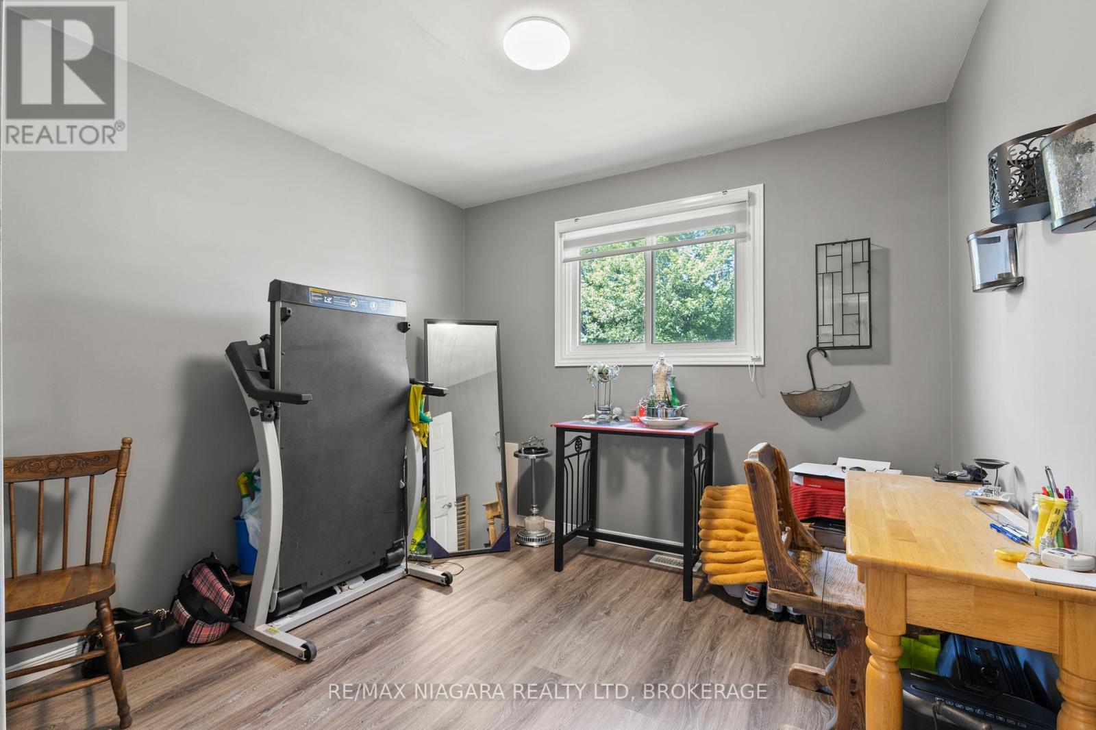 Photo 19 of 236 Cutress Avenue, Welland ON