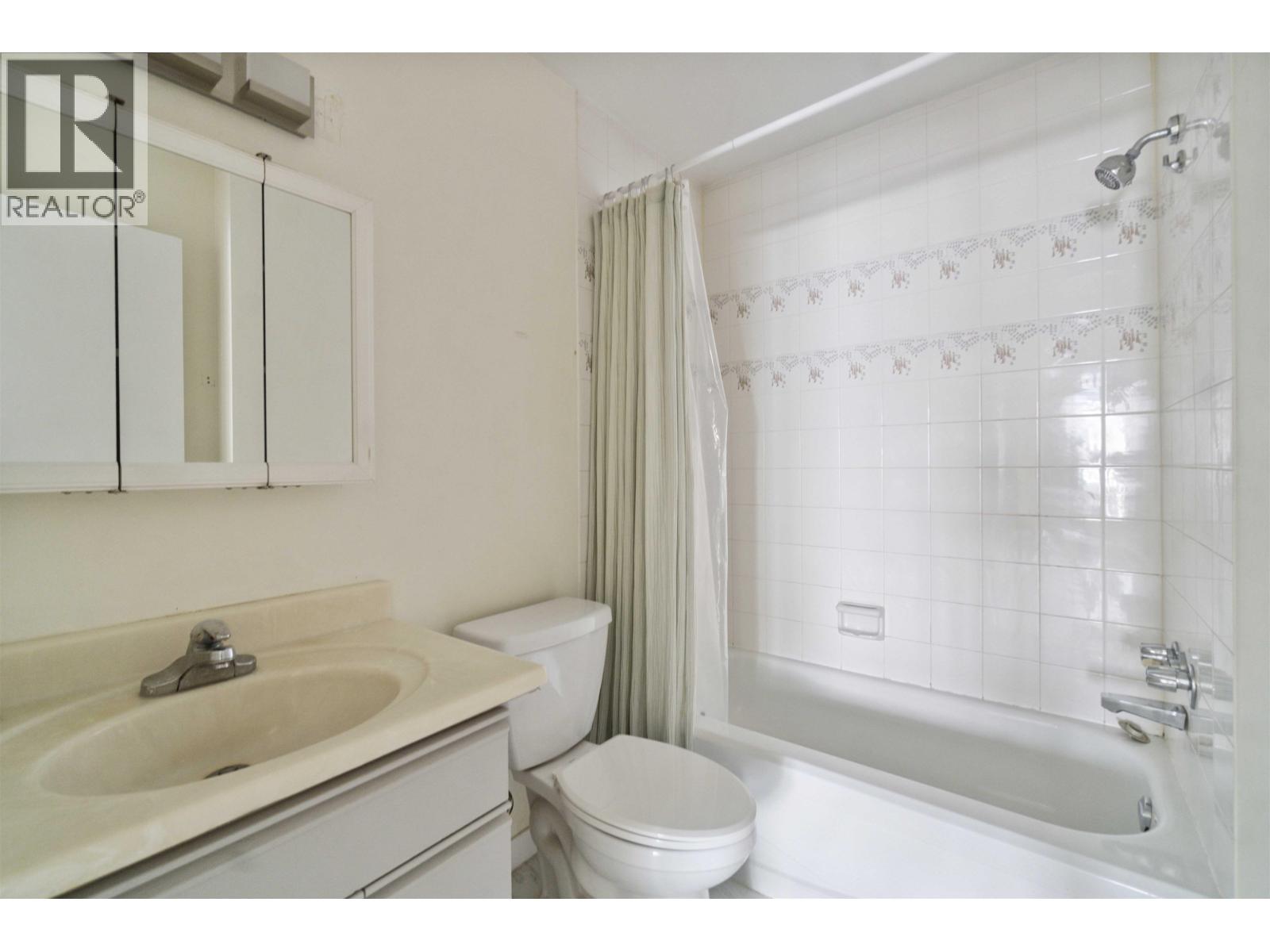 Photo 16 of 218 7591 Moffatt Road, Richmond BC
