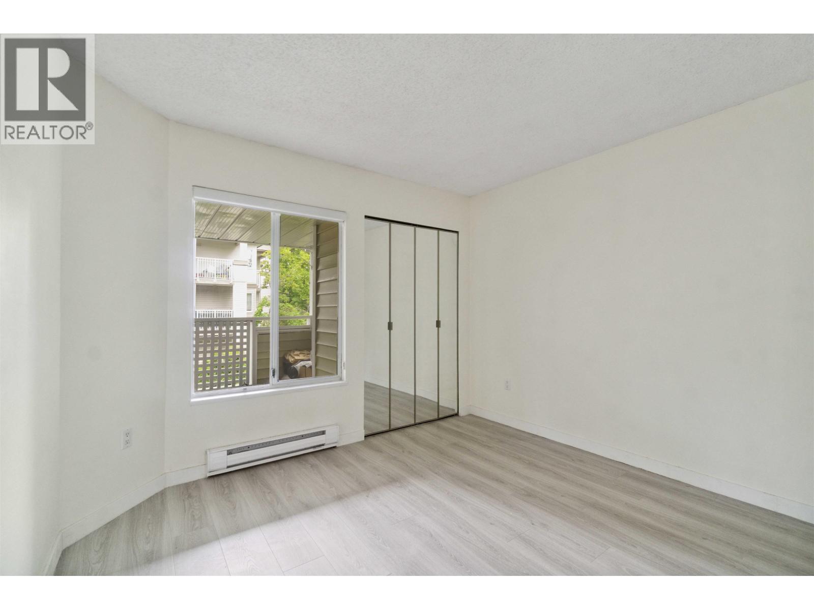 Photo 6 of 218 7591 Moffatt Road, Richmond BC