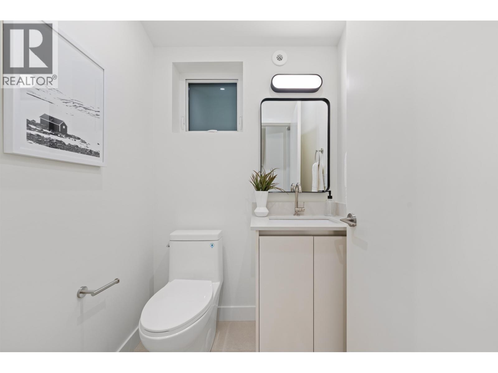 Photo 30 of 1 1632 E 21st Avenue, Vancouver BC