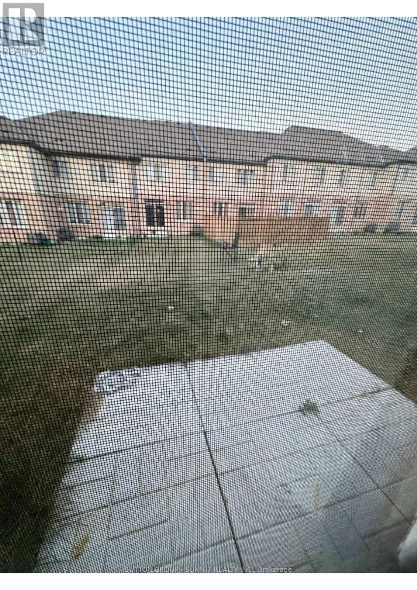 Photo 13 of 75 Grassbourne, Kitchener ON