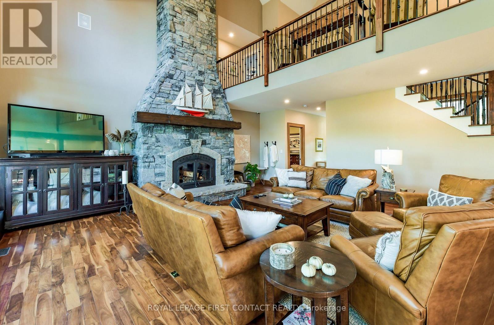 Photo 17 of 1034 Road 2900, Gravenhurst ON