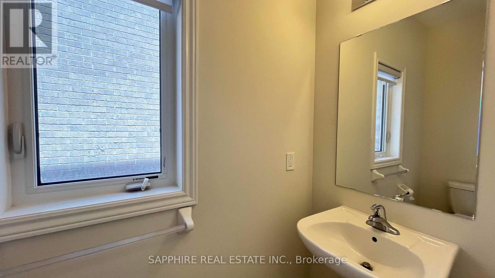 Photo 30 of 120 Baker Street, Thorold ON