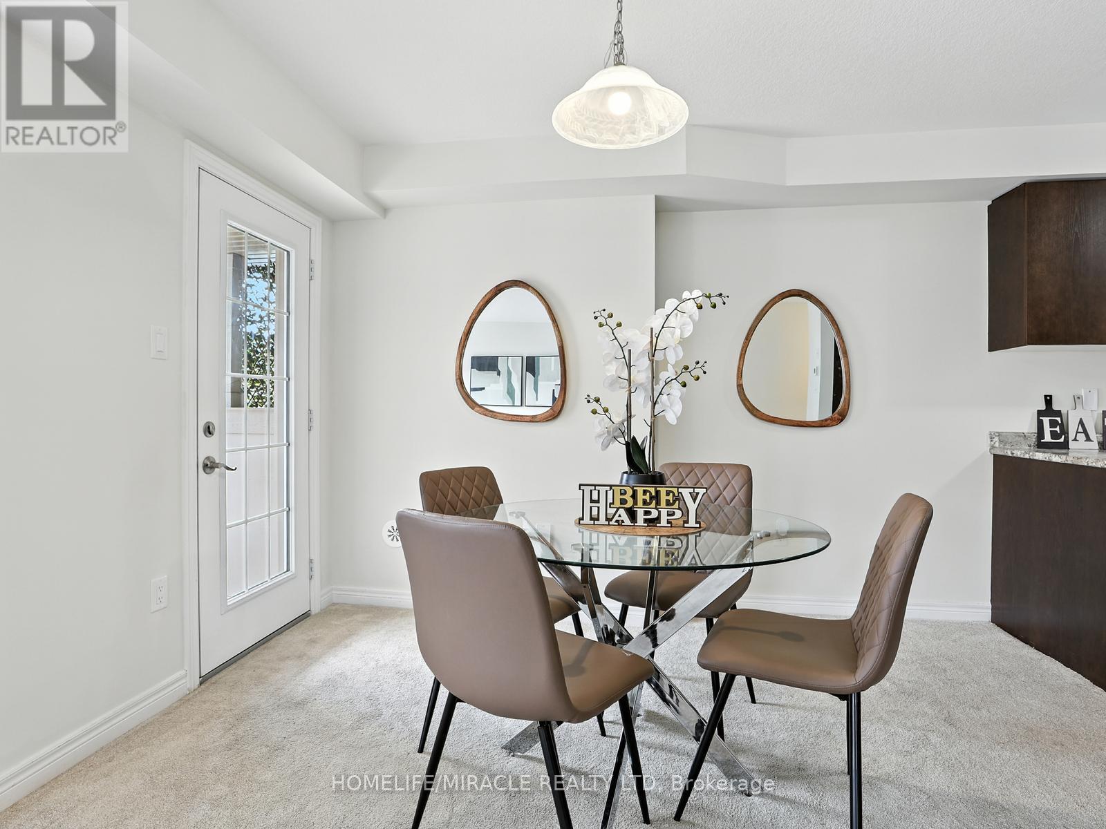 Photo 16 of 53 755 Linden Drive, Cambridge ON