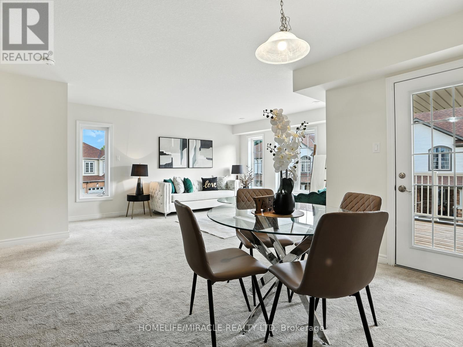 Photo 18 of 53 755 Linden Drive, Cambridge ON