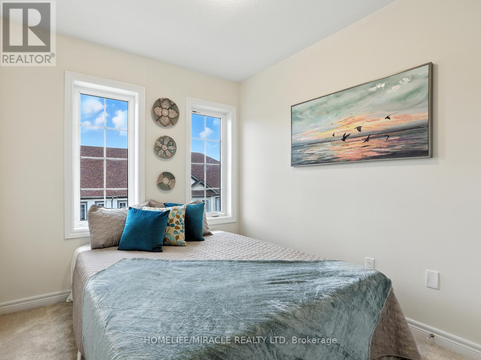 Photo 36 of 53 755 Linden Drive, Cambridge ON