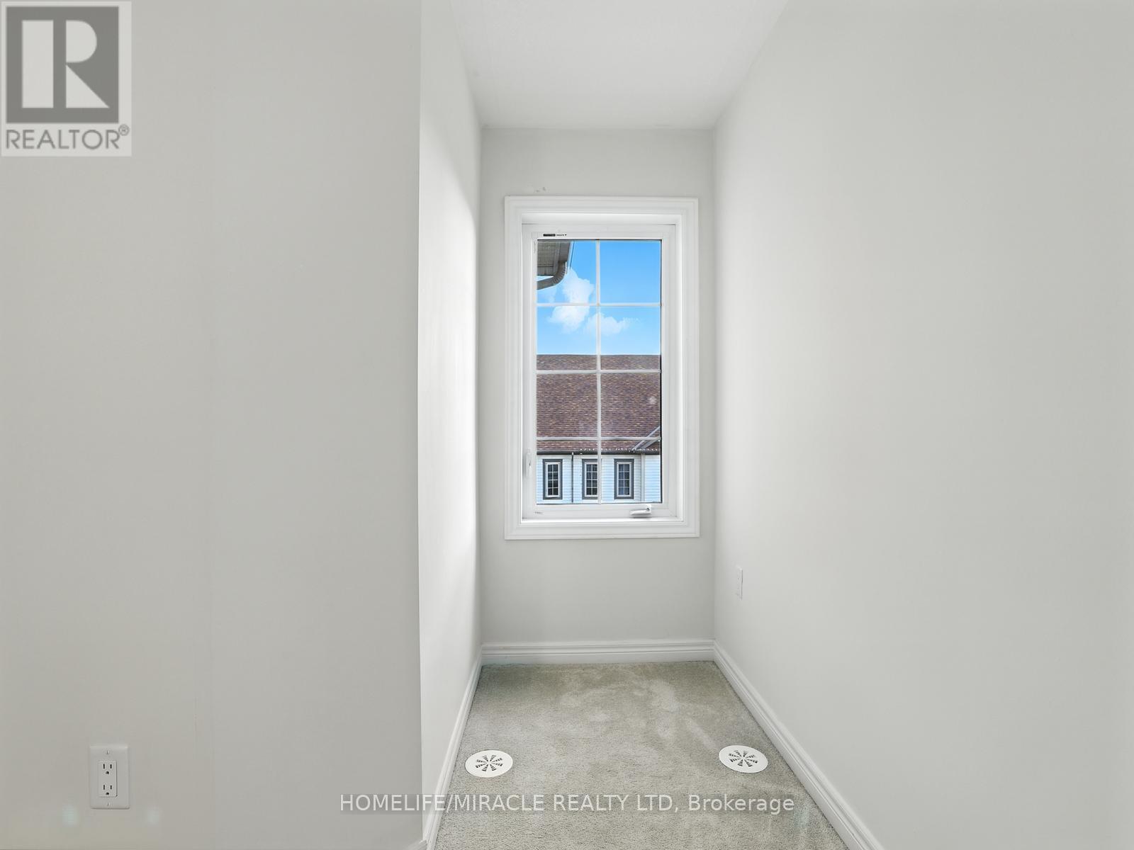 Photo 38 of 53 755 Linden Drive, Cambridge ON