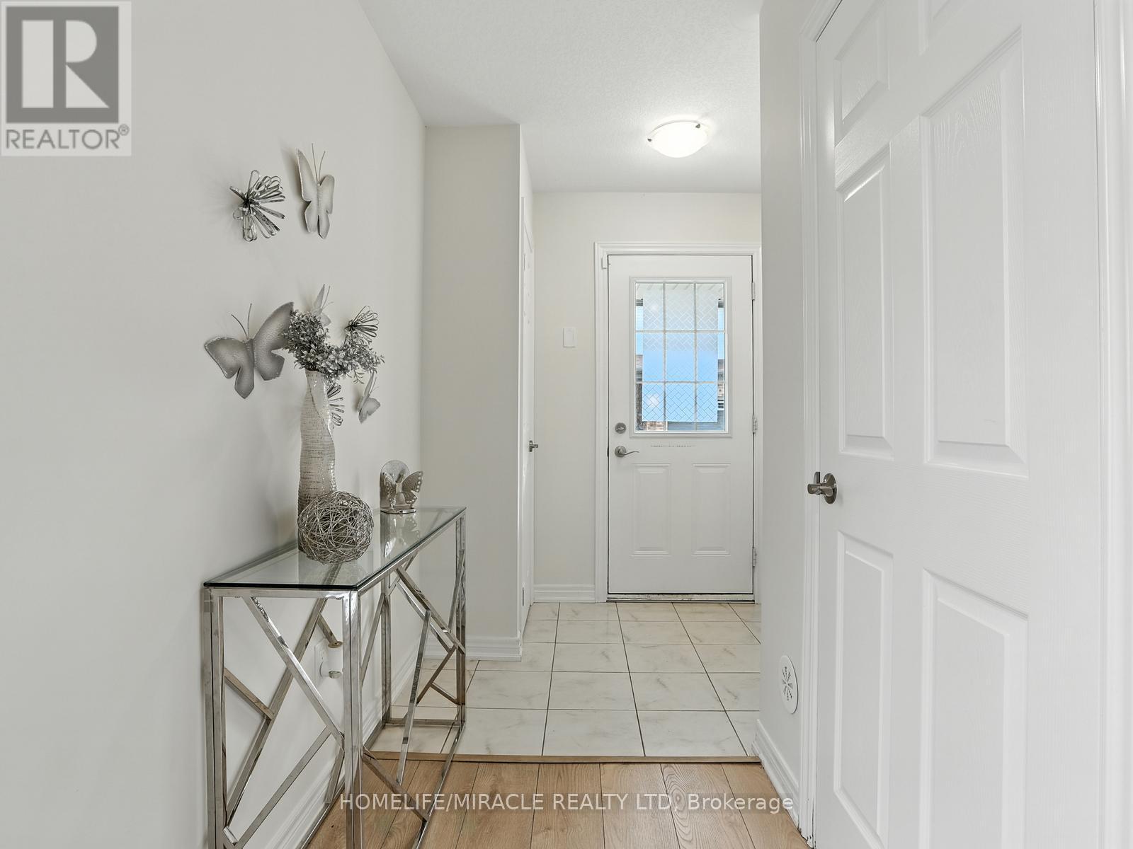 Photo 5 of 53 755 Linden Drive, Cambridge ON