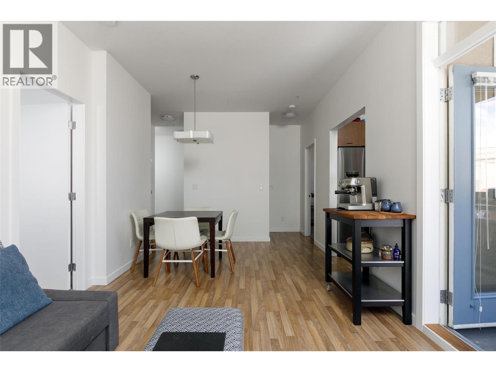 110 1550 Dickson Avenue, Kelowna