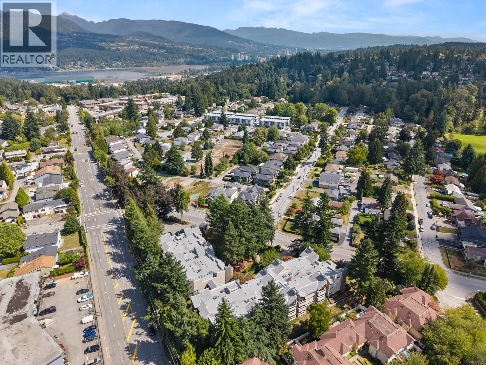Photo 29 of 103 932 Robinson Street, Coquitlam BC