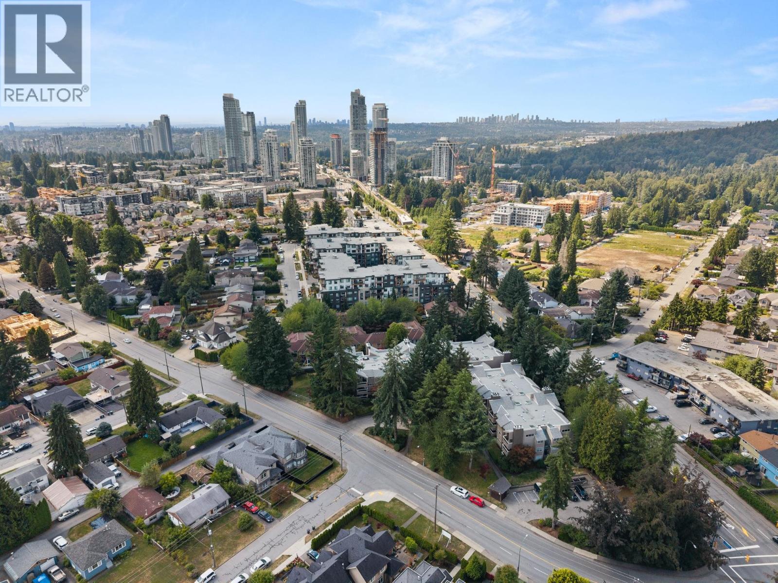 Photo 32 of 103 932 Robinson Street, Coquitlam BC