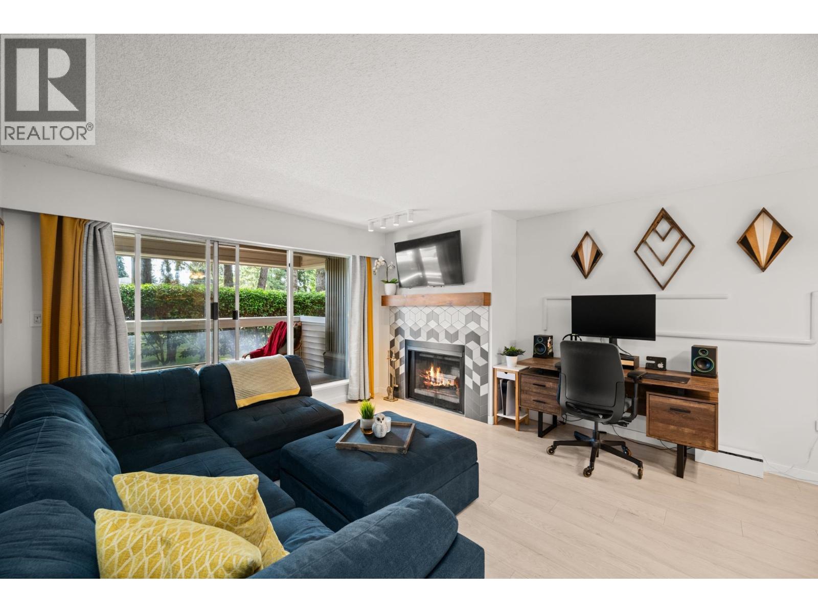 Photo 7 of 103 932 Robinson Street, Coquitlam BC