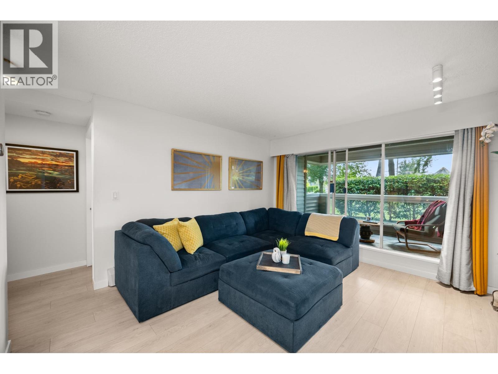 Photo 6 of 103 932 Robinson Street, Coquitlam BC