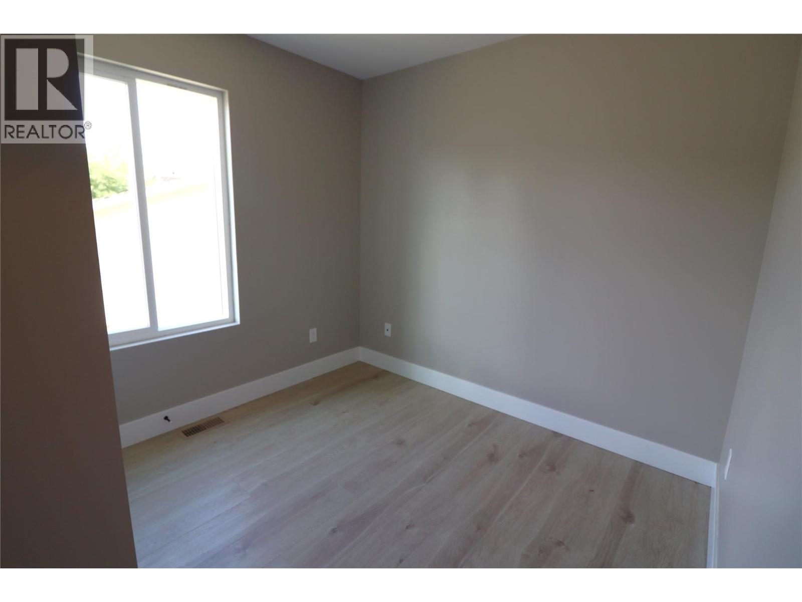Photo 16 of 159 Chestnut Avenue, Kamloops BC