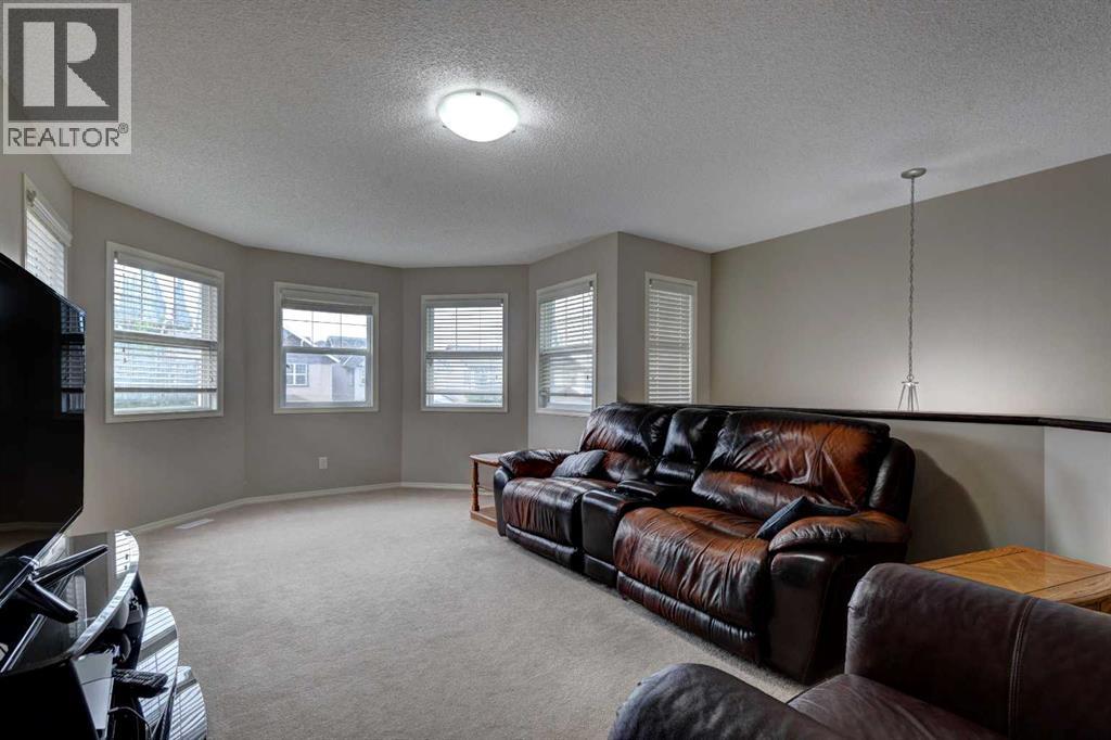 Single Family House for Sale in  Everbrook Way SW Evergreen Calgary 