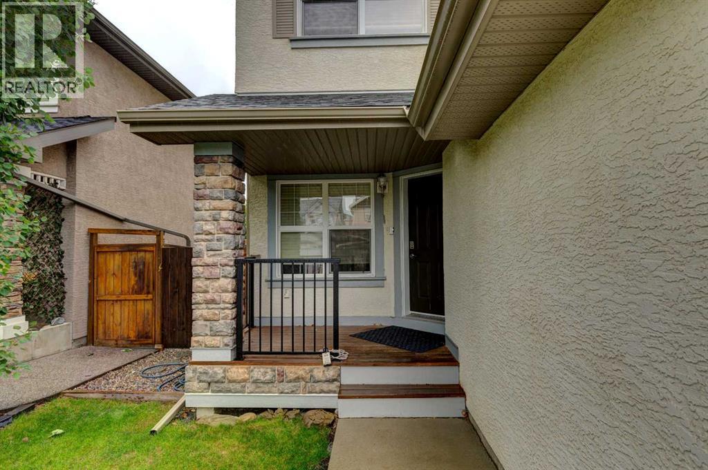 Single Family House for Sale in  Everbrook Way SW Evergreen Calgary 